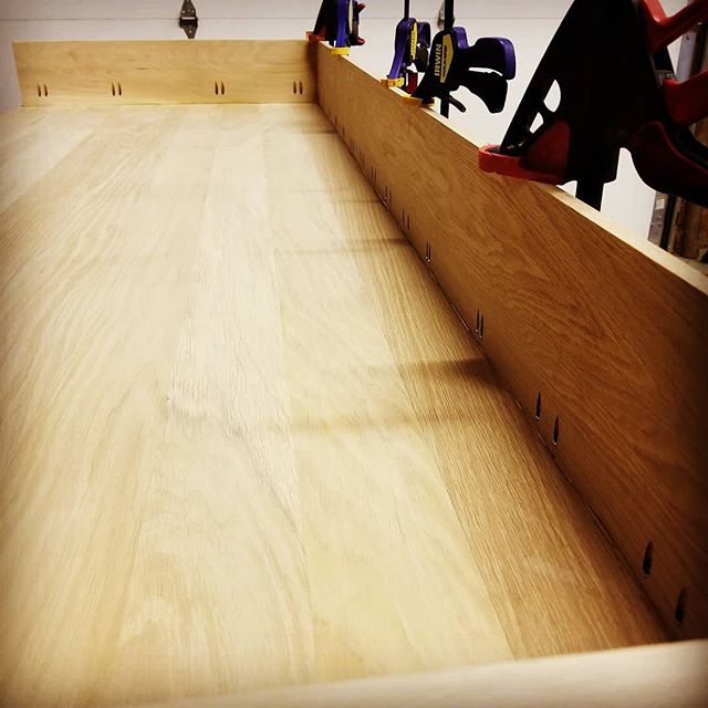 Pocket holes for miles.  #kregjig