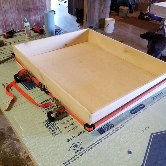 Drawer #1 and the biggest is together.  I used my 3d printed strap corners.