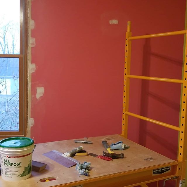 Fixing walls.#homeownership #diy #doityourself #handyman #paint #painting