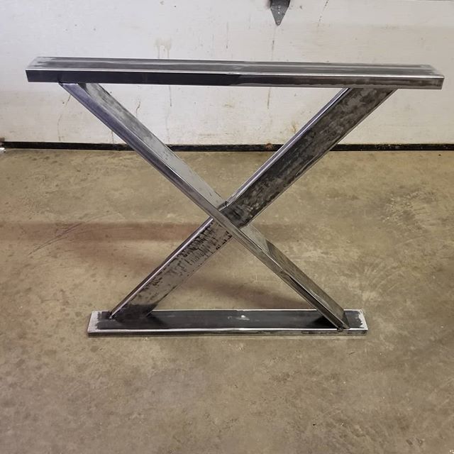 One desk leg....#diy #doityourself #maker #makersgonnamake #handyman #welding #tig #gtaw #tigwelding #metal #metalworking