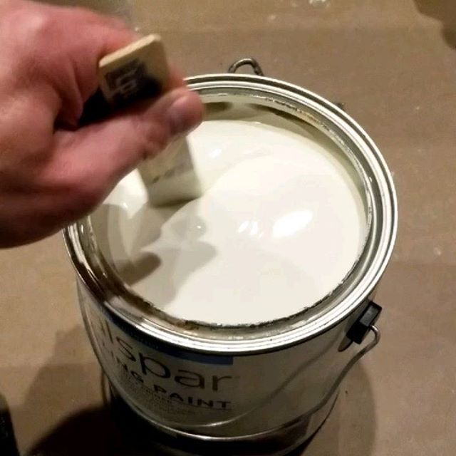 Ceiling paint going up in the kitchen.